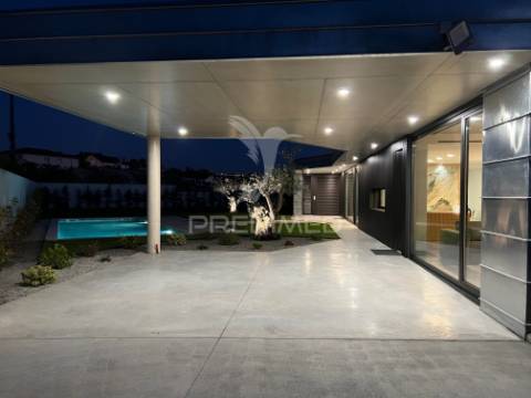 Moradia de luxo t3 com três suítes em dume, braga