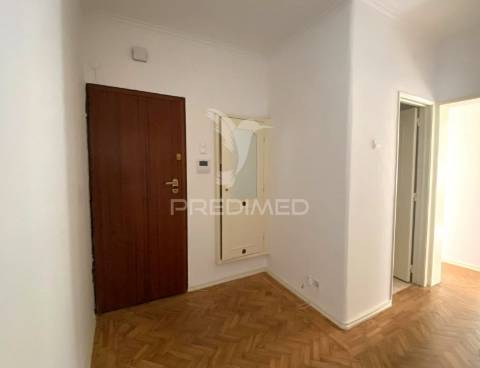 T2 em são domingos de benfica para venda