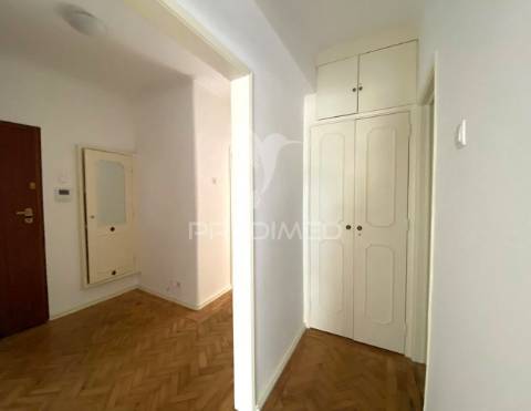 Arrendamento t2 em são domingos de benfica