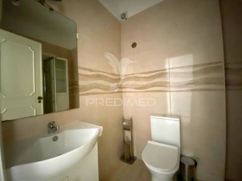 Arrendamento t2 em são domingos de benfica