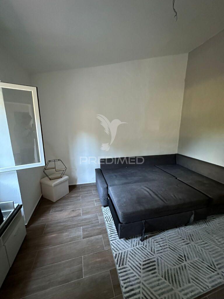 Quinta t1 pronto habitar, com anexo t3 – para remodelação