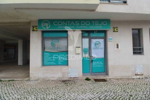 Loja para escritório ou serviços - colinas do oriente, montijo