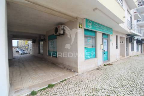 Loja para escritório ou serviços - colinas do oriente, montijo