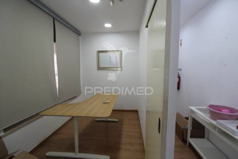 Loja para escritório ou serviços - colinas do oriente, montijo