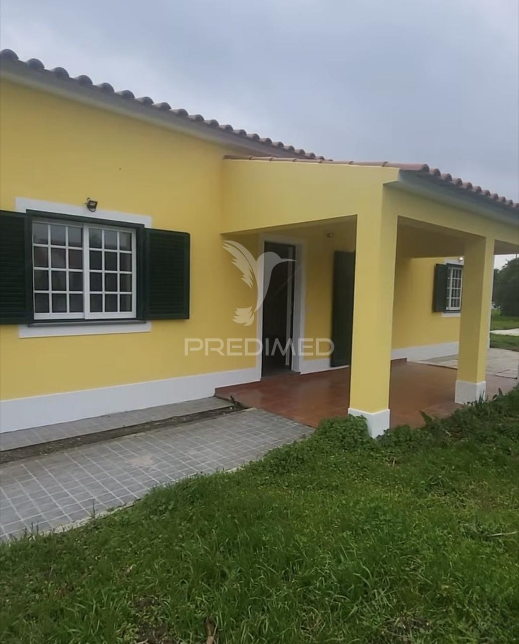 Moradia v3 com piscina | glória do ribatejo | a 45 min de lisboa