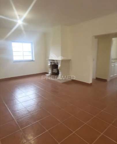 Moradia v3 com piscina | glória do ribatejo | a 45 min de lisboa