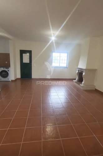 Moradia v3 com piscina | glória do ribatejo | a 45 min de lisboa