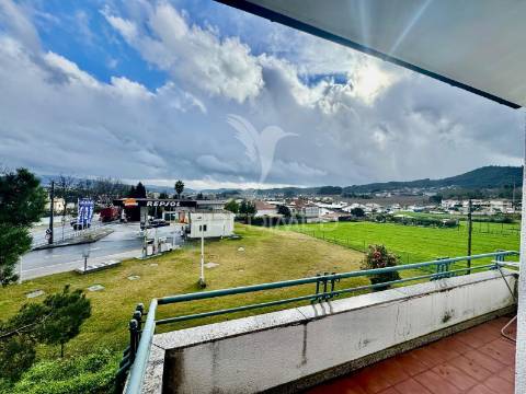 Moradia t3+1 de gaveto - são martinho sande  guimarães