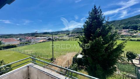 Moradia t4 de gaveto - são martinho sande  guimarães