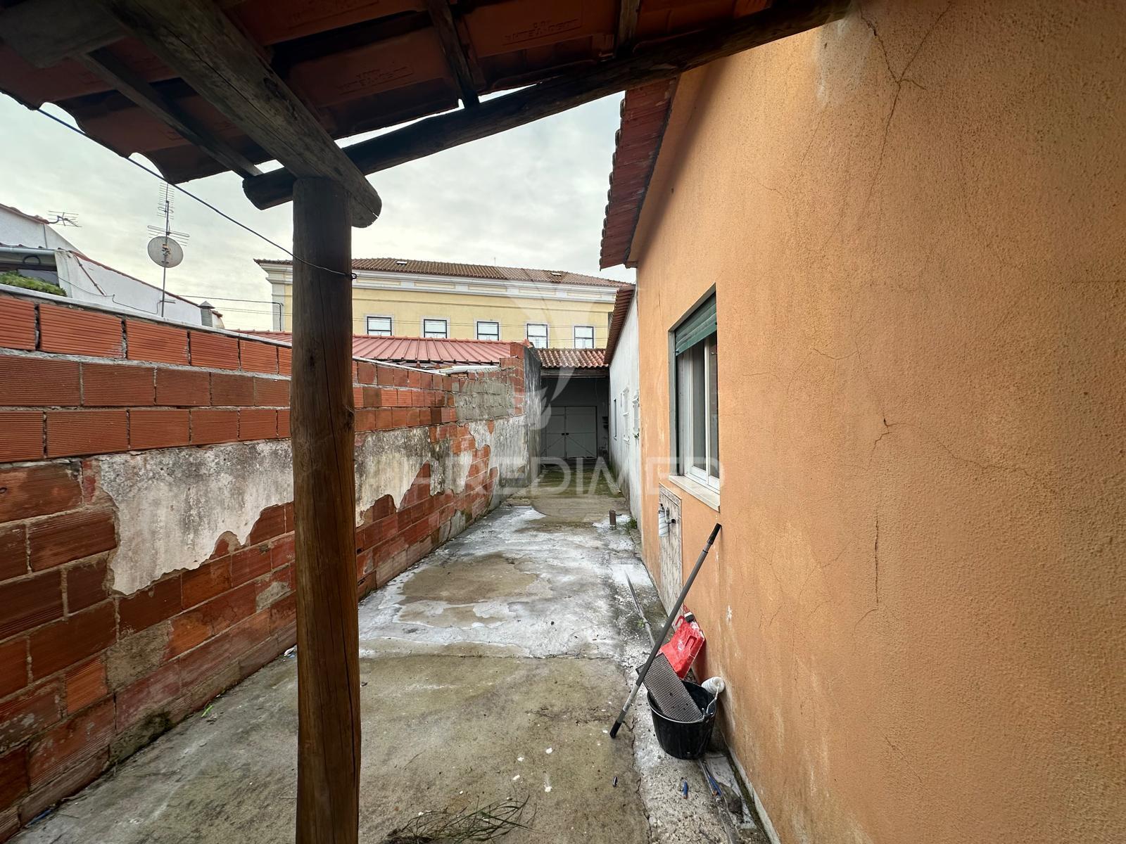 Moradia t3/alcanhões