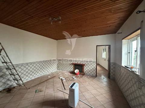 Moradia t3/alcanhões