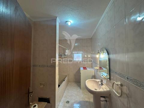 Moradia t3/alcanhões