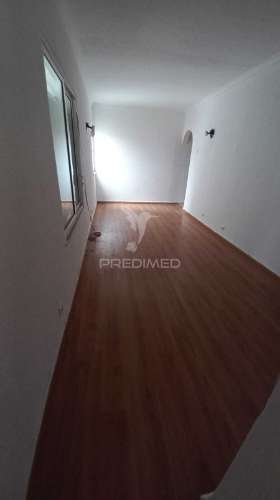 T2 remodelado no bairro da torre, cascais, com excelente localização