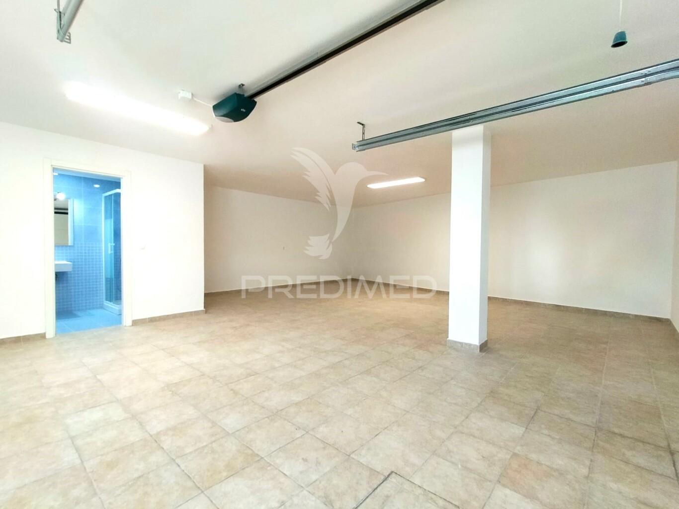 Moradia t3+1 | remodelada | ericeira