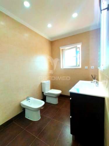 Moradia t3+1 | remodelada | ericeira