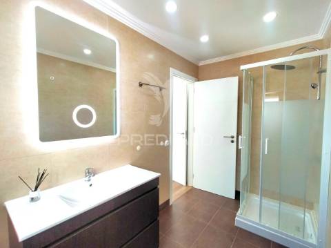 Moradia t3+1 | remodelada | ericeira