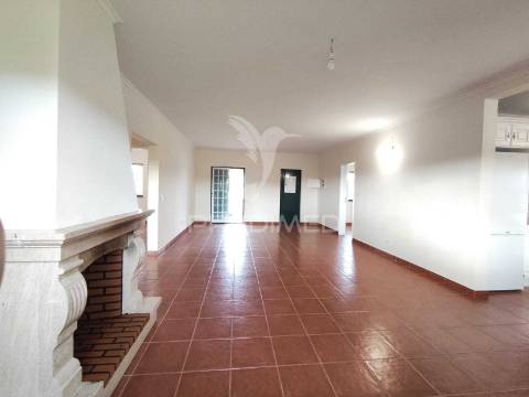 Moradia com piscina e jardim, glória do ribatejo, salvaterra de magos.