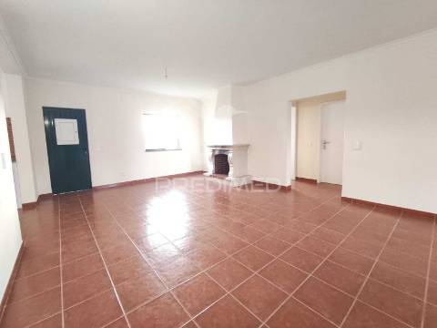 Moradia com piscina e jardim, glória do ribatejo, salvaterra de magos.