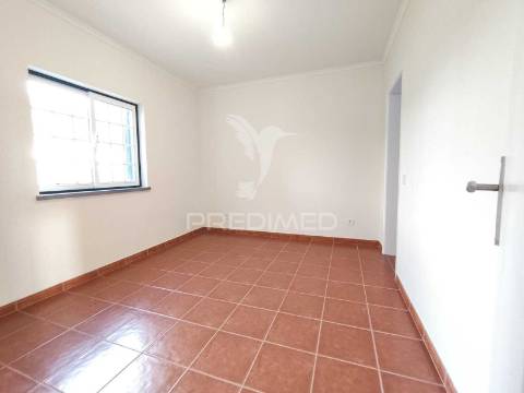 Moradia com piscina e jardim, glória do ribatejo, salvaterra de magos.