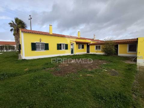 Moradia com piscina e jardim, glória do ribatejo, salvaterra de magos.
