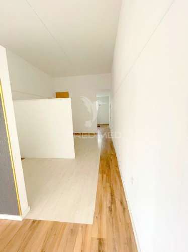 Arrenda-se loja 70 m2 / matosinhos sul