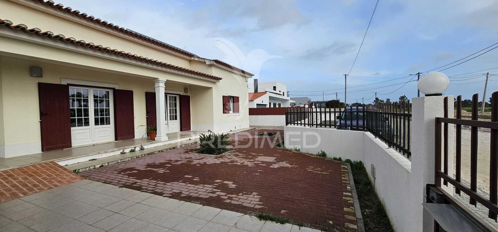 Moradia t4 em salvaterra de magos