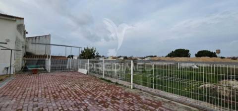 Moradia t4 em salvaterra de magos