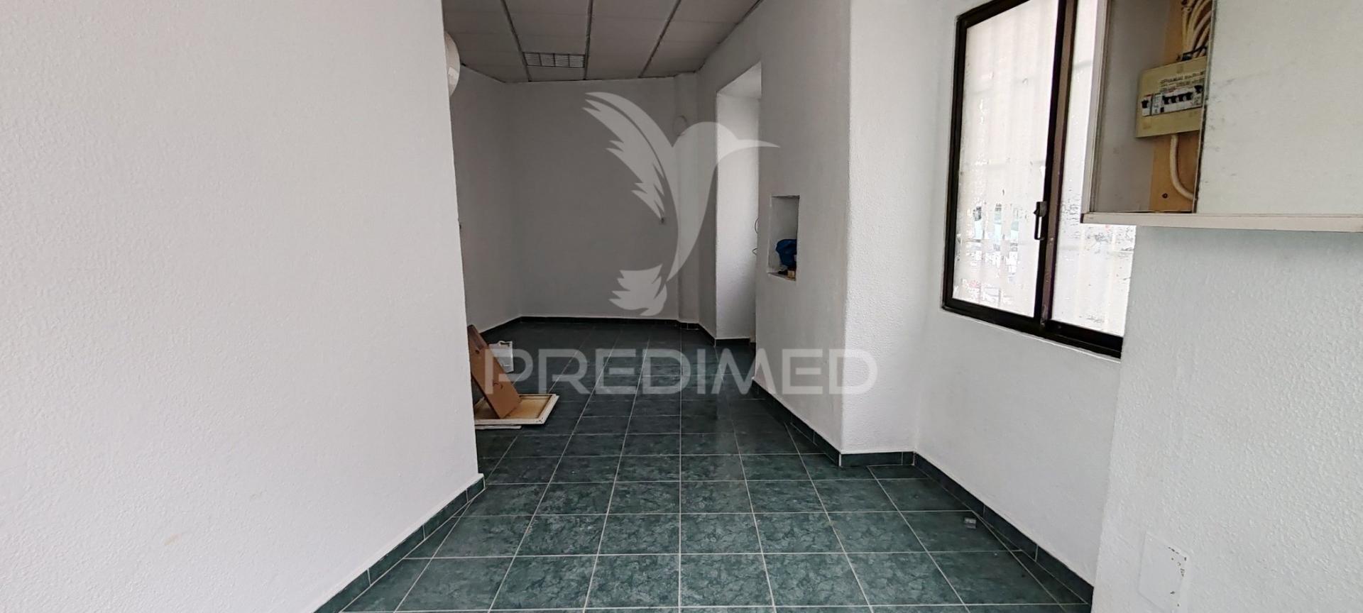 Loja em algés arrendamento