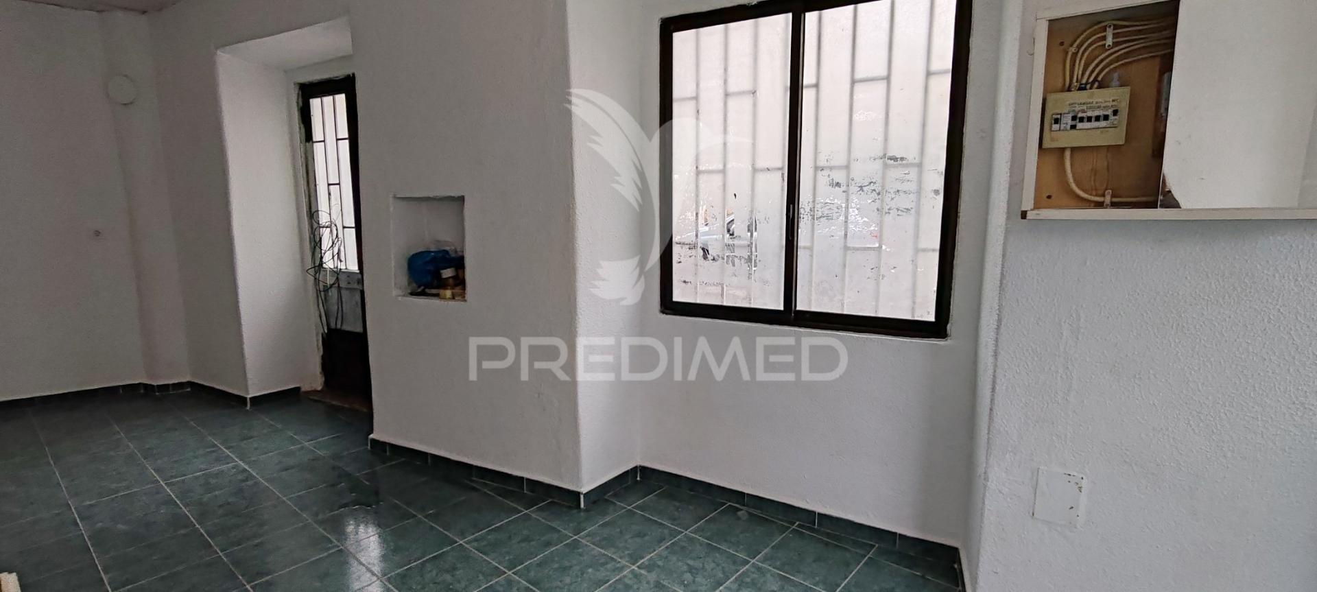 Loja em algés arrendamento