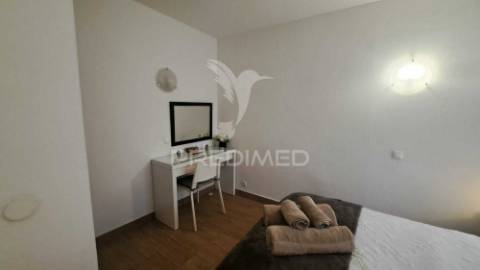 Apartamento t3 duplex em condomínio privado com piscina e jardim - montechoro