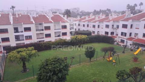 Apartamento t3 duplex em condomínio privado com piscina e jardim - montechoro