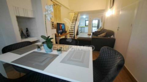 Apartamento t3 duplex em condomínio privado com piscina e jardim - montechoro