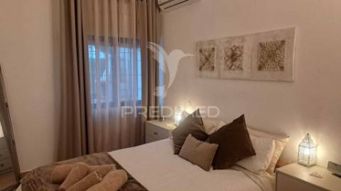 Apartamento t3 duplex em condomínio privado com piscina e jardim - montechoro