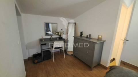 Apartamento t3 duplex em condomínio privado com piscina e jardim - montechoro