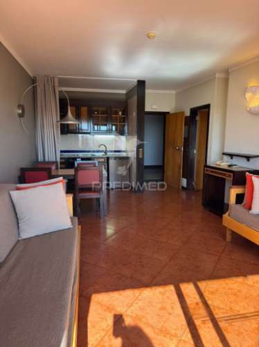 Oportunidade t1 centro de albufeira