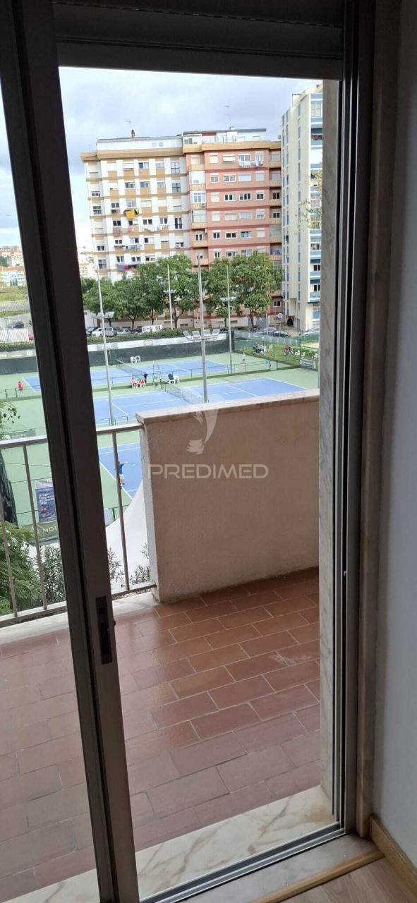 »» oportunidade única »» t2 / totalmente remodelado / liceu - setúbal