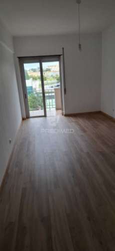 »» oportunidade única »» t2 / totalmente remodelado / liceu - setúbal