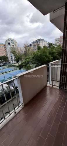 »» oportunidade única »» t2 / totalmente remodelado / liceu - setúbal