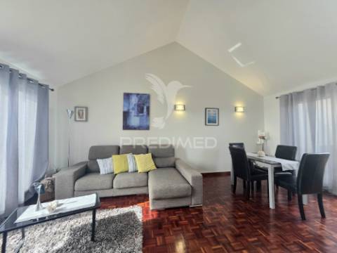 Apartamento t2 em santa cruz