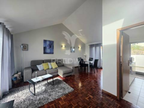 Apartamento t2 em santa cruz