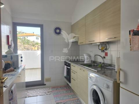 Apartamento t2 em santa cruz