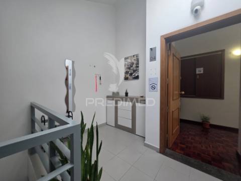 Apartamento t2 em santa cruz