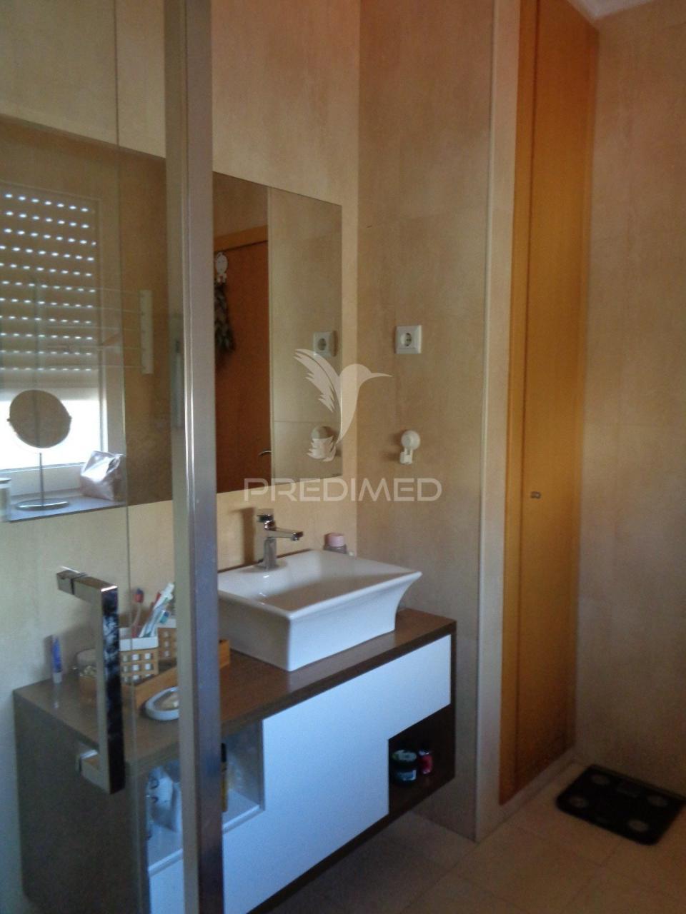 Moradia  de alto padrão de qualidade