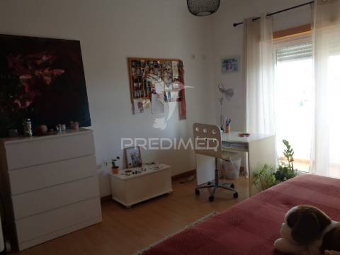 Moradia  de alto padrão de qualidade