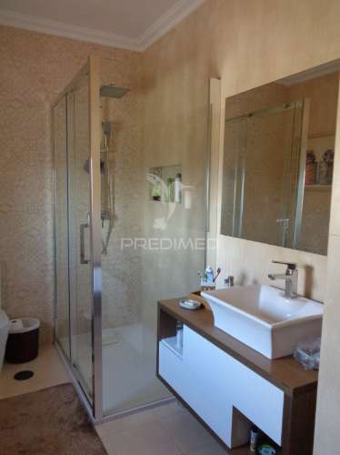 Moradia  de alto padrão de qualidade