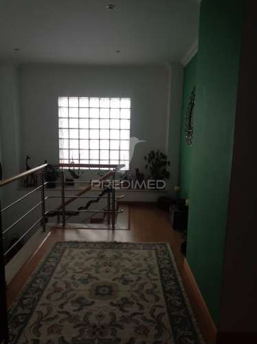 Moradia  de alto padrão de qualidade