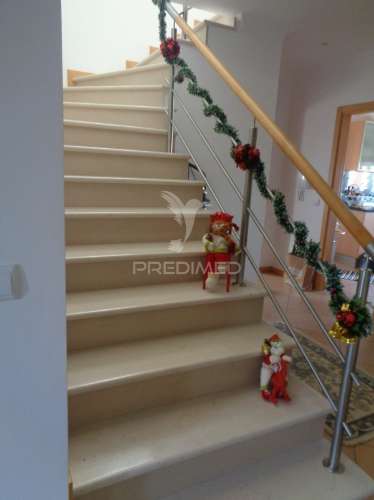 Moradia  de alto padrão de qualidade