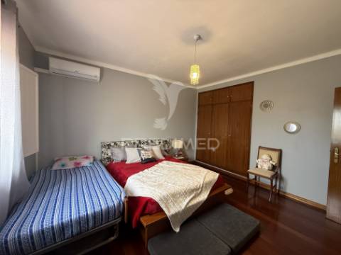 Moradia t5 com piscina em são vicente do paul – santarém