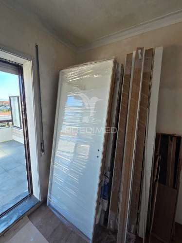 T2 recuado em vilar de andorinho – renovação total com terraços