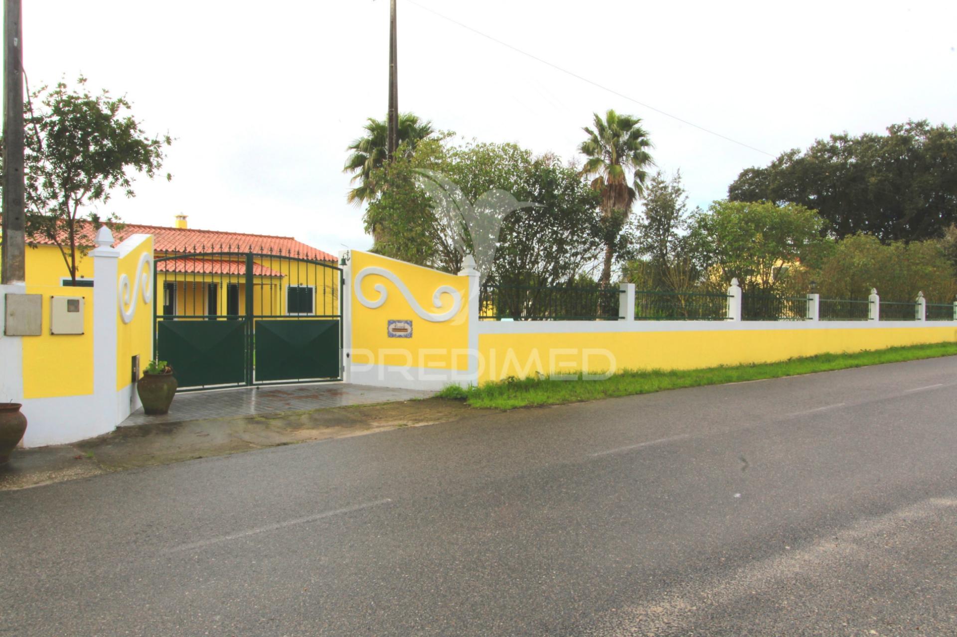 Moradia t3 com piscina